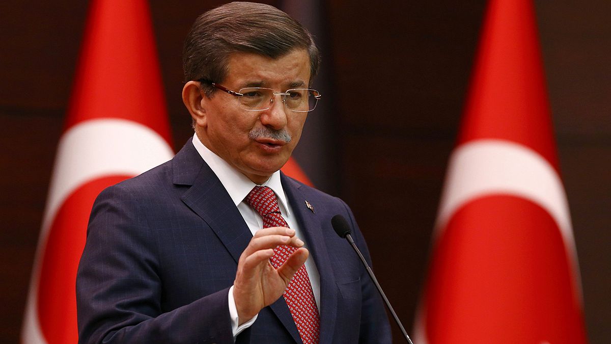 Turquía vuelve a atacar posiciones kurdas en el norte de Siria