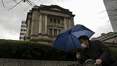 Japans Wirtschaft schrumpft - fundamental aber alles solide, so Regierungschef Abe