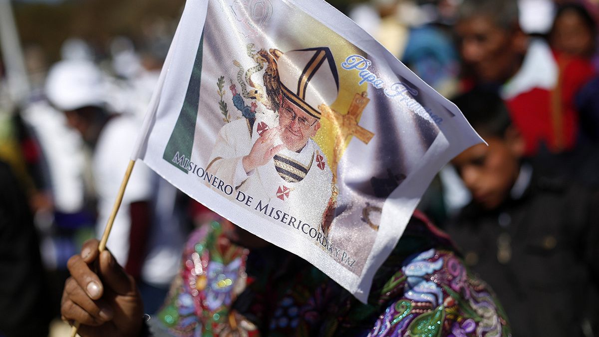 El papa Francisco rinde tributo a los indígenas mexicanos en una homilía celebrada en Chiapas