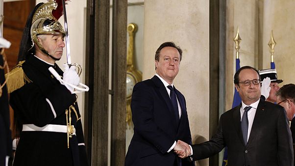 Gegen den Brexit: Cameron wärmt sich in Paris für EU-Verhandlungen am Donnerstag auf Gegen den Brexit: Cameron wärmt sich in Paris für EU-Verhandlungen am Donnerstag auf