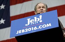 George Bush visszatért a politikába