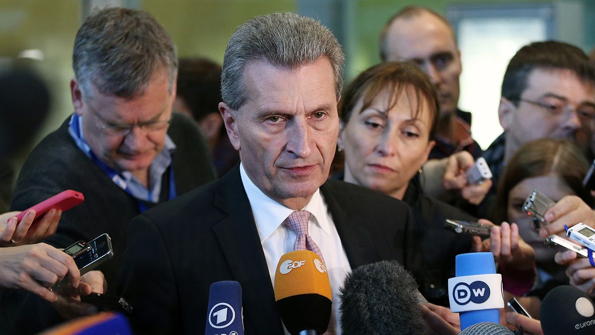 "Was würde Ihre Frau sagen?" - Oettinger und "die komische Petry"