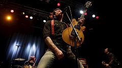 Terör saldırılarından sağ kurtulan Eagles of Death Metal tekrar Paris'te