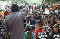 Egyre többen tüntetnek a kormány ellen Indiában