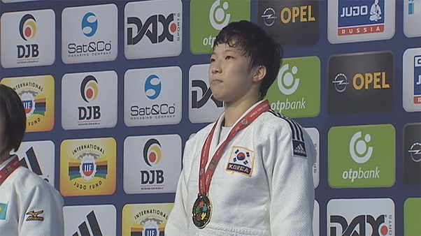 Bo Kyeong Jeong strikes gold in Dusseldorf Bo Kyeong Jeong strikes gold in Dusseldorf