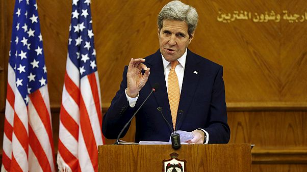John Kerry anuncia acordo provisório para cessar-fogo na Síria John Kerry anuncia acordo provisório para cessar-fogo na Síria