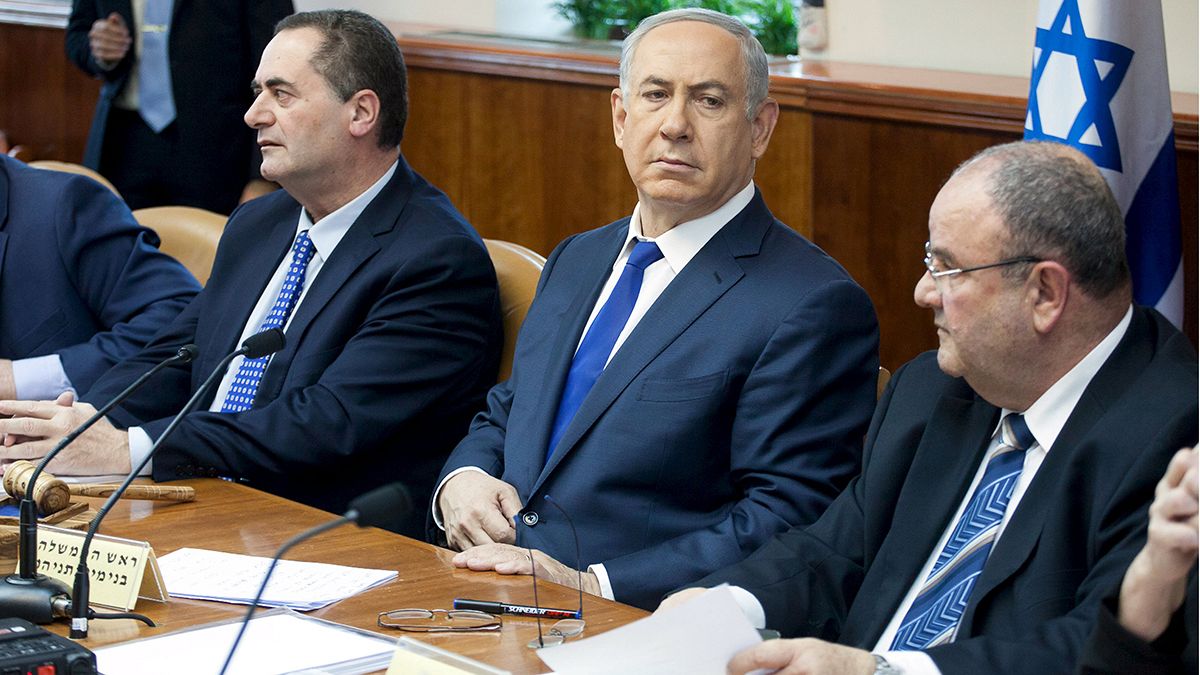 Netanyahu defends his top general after he calls for restraint
