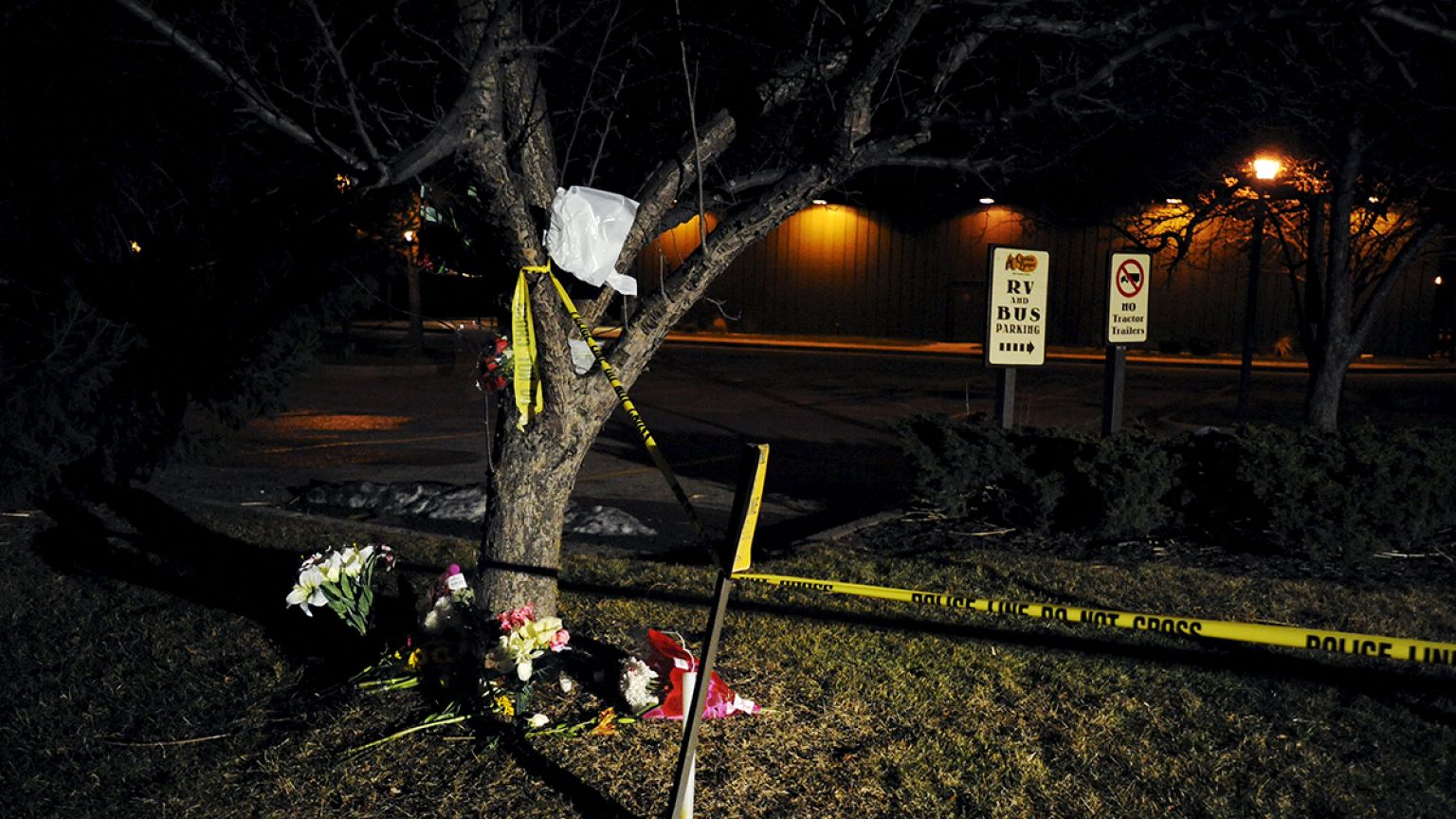 Michigan police investigate reports that Uber driver Jason Dalton 'took fares' amid shooting spree