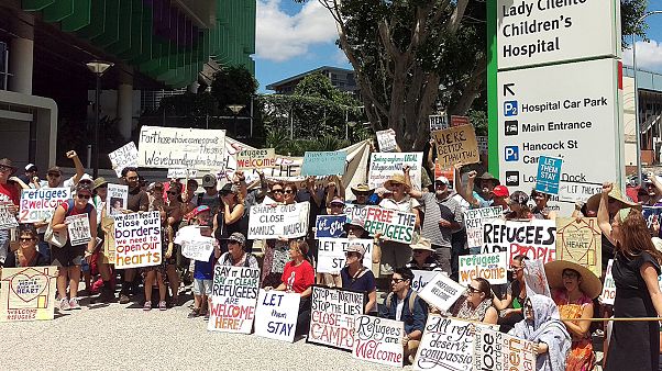 Flüchtlingsbaby in Australien soll wieder in Auffanglager auf Nauru Flüchtlingsbaby in Australien soll wieder in Auffanglager auf Nauru