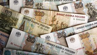 Banca centrale russa: "ridurre esposizioni in valuta estera"