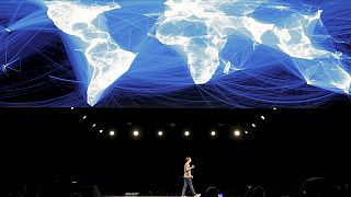 Mobile World Congress: Zuckerberg wirbt für umstrittene Initiative