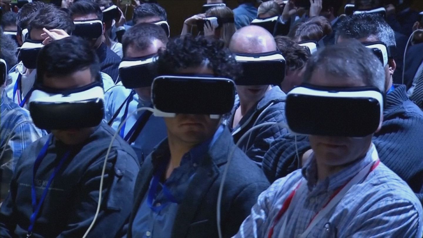 Facebook And Samsung Join Forces On Nascent Vr Market Euronews