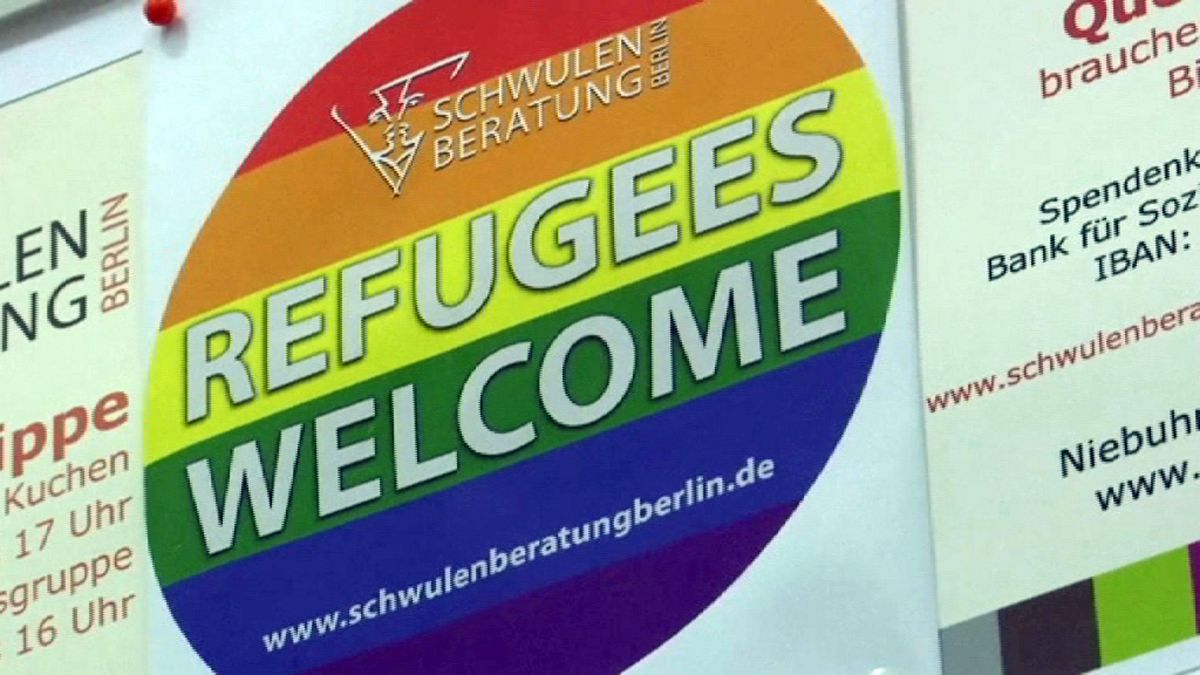 Berlin'de LGBT mülteciler için sığınma merkezi açıldı
