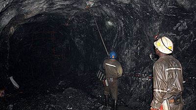 Zimbabwe seizes unlicensed diamond mines