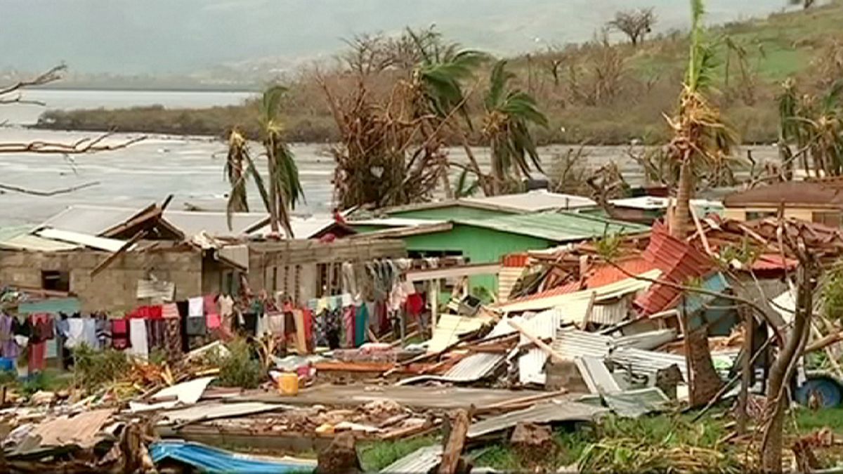 A vihar pusztítása a Fidzsi-szigeteken