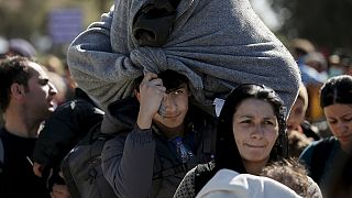 Hungria desafia UE com referendo a plano de distribuição de migrantes