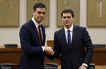 Ισπανία: Συμφωνία Σοσιαλιστών-Πολιτών για κυβέρνηση