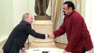 Image: Russia's President Putin meets U.S. actor Seagal in Moscow