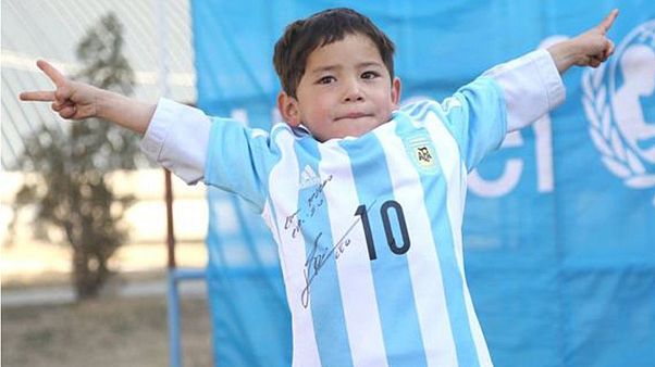 "Messi liebt mich auch" - Größter kleiner Fan Murtaza (5) trifft endlich sein Idol "Messi liebt mich auch" - Größter kleiner Fan Murtaza (5) trifft endlich sein Idol