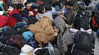 Bruselas pide a los 28 medidas concretas para contener la crisis de refugiados