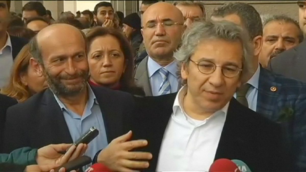 Turkey: detained journalists expected to be freed, still face trial