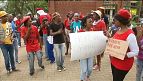 Des militants protestent contre la construction d'un hôtel sur des terres forestières au Kenya