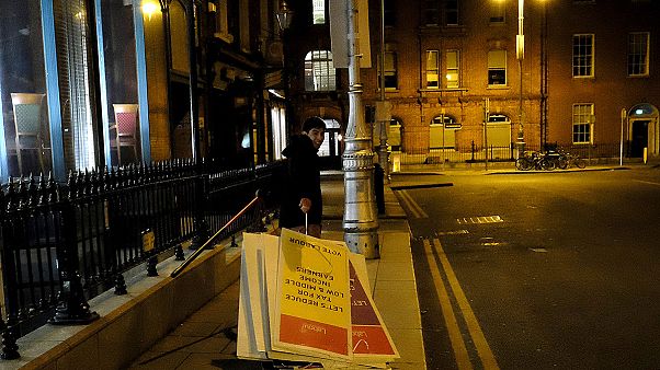 Concluyen en Irlanda las elecciones generales más inciertas de los últimos años Concluyen en Irlanda las elecciones generales más inciertas de los últimos años