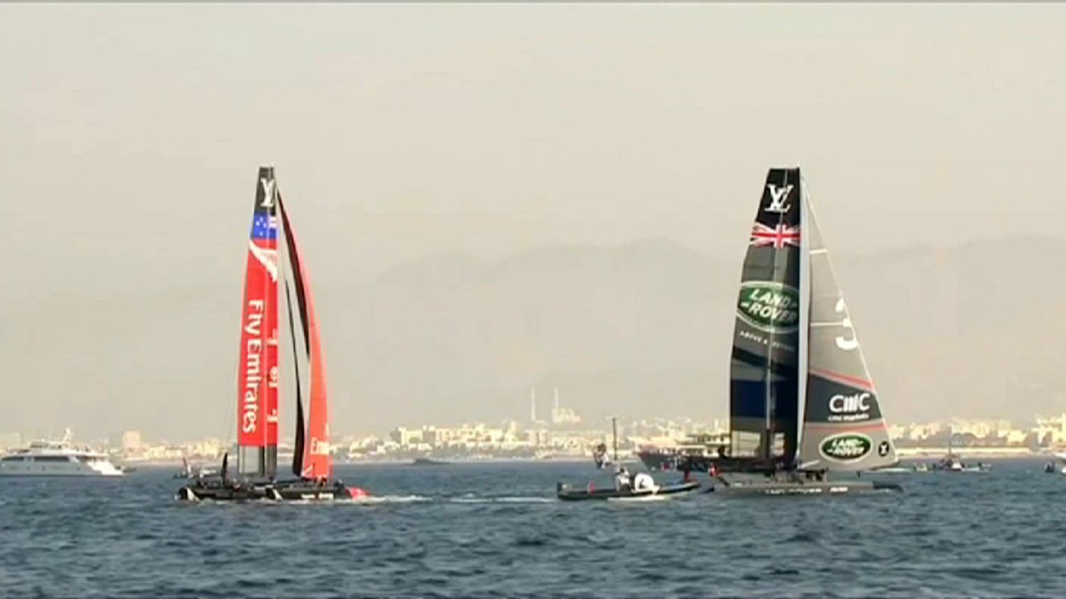 Vela, America's Cup: Land Rover BAR al comando nelle World Series in Oman
