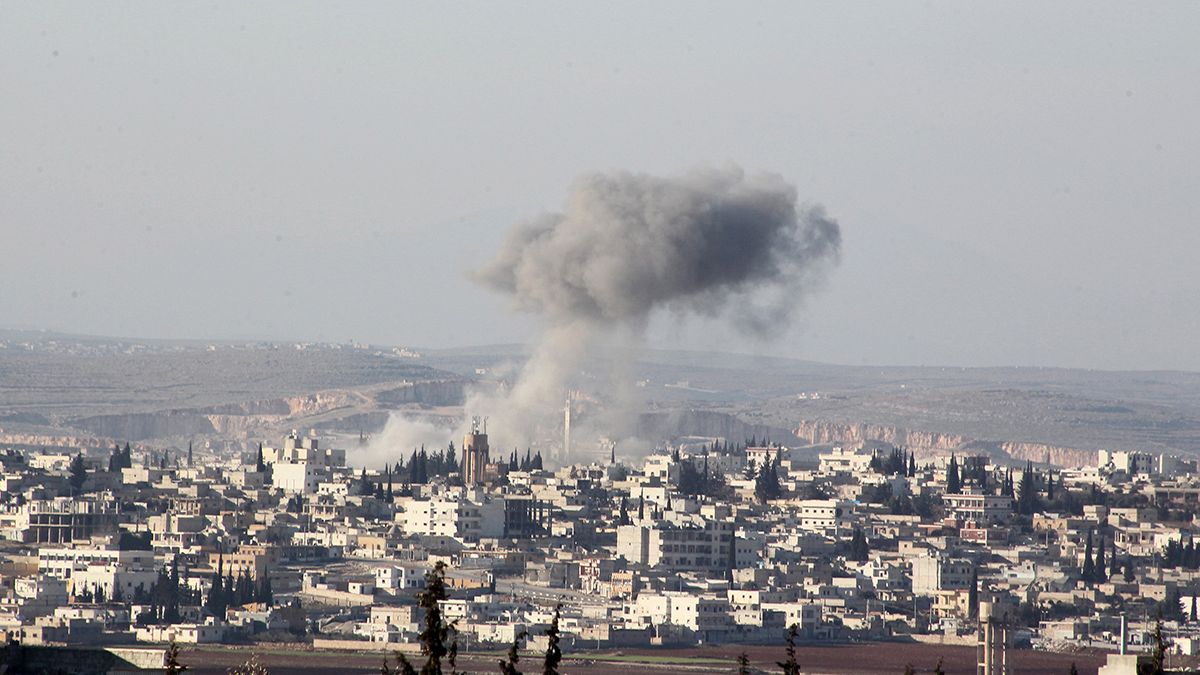 Aviones de guerra bombardean en seis localidades del oeste de Alepo