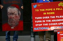 Tesoureiro do Vaticano reconhece "erros enormes" na gestão de casos de pedofilia