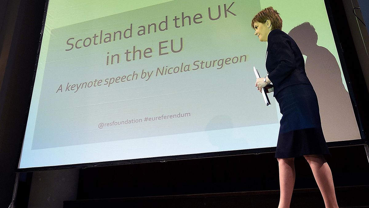 رئيسة الوزراء في اسكتلندا تقود القوميين في حملتهم للبقاء في الاتحاد الأوروبي