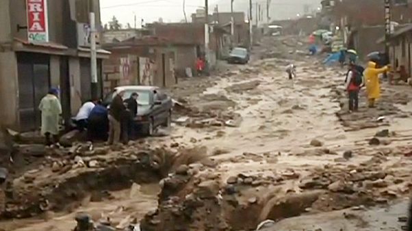 El Nino Peru'yu sular altına bıraktı El Nino Peru'yu sular altına bıraktı