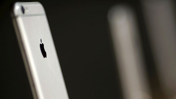 Apple-FBI restleşmesi Kongre'ye taşındı Apple-FBI restleşmesi Kongre'ye taşındı