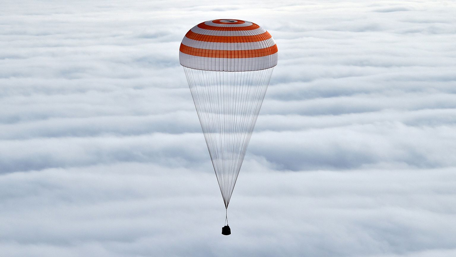 Spazio. Rientrati sulla Terra 3 astronauti della SSI