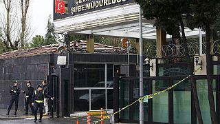 Two women 'killed by police' after attack and siege in Istanbul