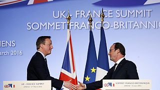 Síria e crise migratória dominam cimeira franco-britânica