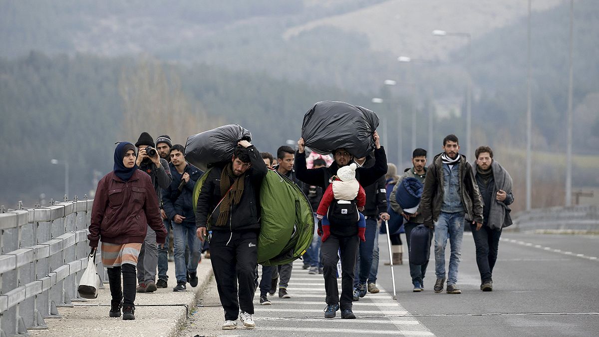 No sign Balkan border measures have cut refugee arrivals yet, says UNHCR