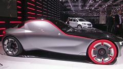 Autosalon Genf: Übermut zeigt Vernunft den Auspuff