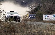 WRC: Mikkelsen entra a todo o gás no México