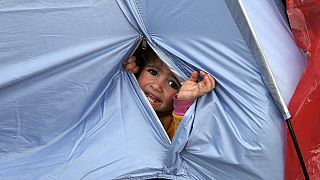 بیمار شدن بسیاری از کودکان پناهجو بر اثر سرما و کمبود امکانات در مرز مقدونیه