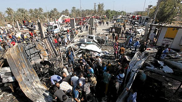 Irak : au moins 60 morts dans un attentat suicide près de Bagdad Irak : au moins 60 morts dans un attentat suicide près de Bagdad