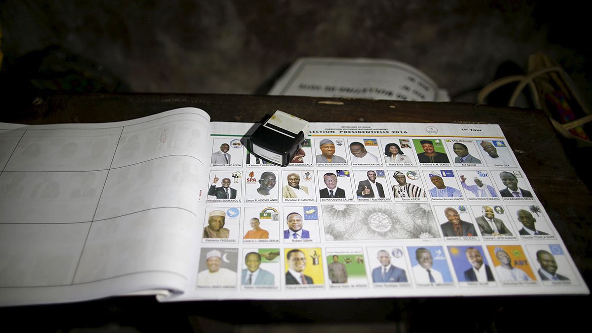 Benin vota con retraso en unas presidenciales serenas y con más candidatos que nunca