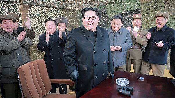 Nordkorea droht USA und Südkorea wegen Militärmanöver mit Atomkrieg Nordkorea droht USA und Südkorea wegen Militärmanöver mit Atomkrieg
