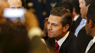 Enrique Peña Nieto hört Diktatoren in Donald Trump