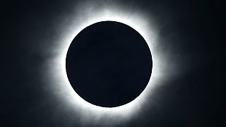 El sol se apaga por completo en el sudeste asiático