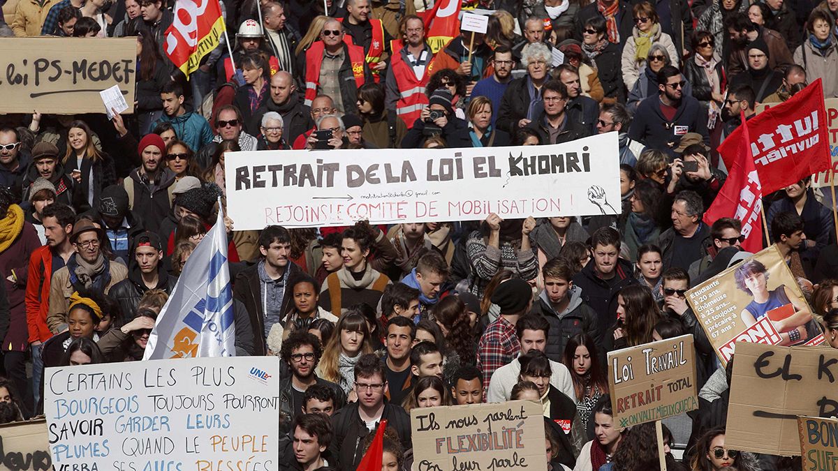 اعتصاب راه آهن فرانسه همزمان با اعتراضات سراسری به اصلاحات قانون کار