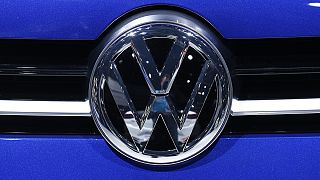 Volkswagen hisseleri yine geriledi