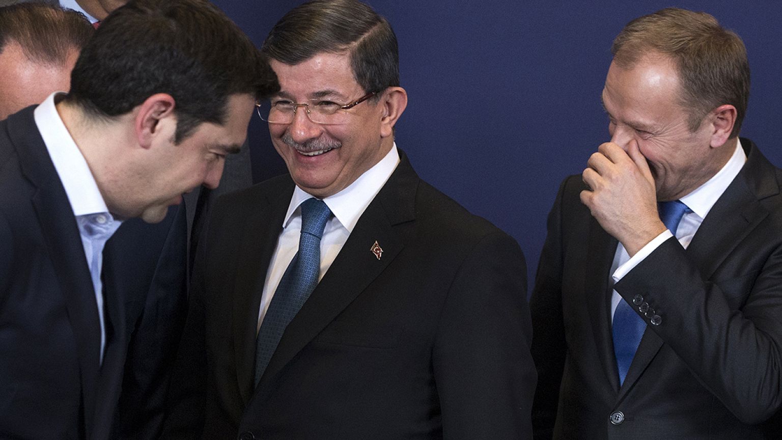 Τα αγκάθια παραμένουν στο προσφυγικό