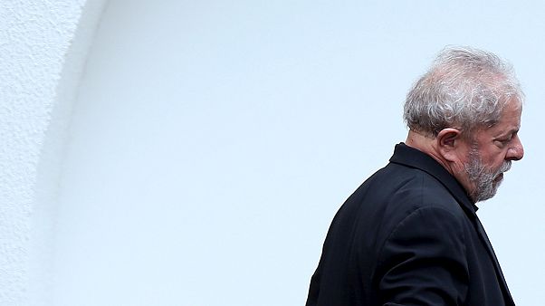 لوئیز لولا داسیلوا از سوی دادستانی رسما به پولشویی متهم شد لوئیز لولا داسیلوا از سوی دادستانی رسما به پولشویی متهم شد