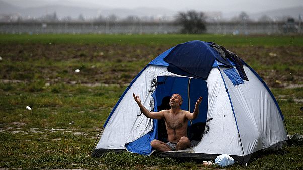 Angela Merkel : "fermer la route des migrants ne résout rien" Angela Merkel : "fermer la route des migrants ne résout rien"
